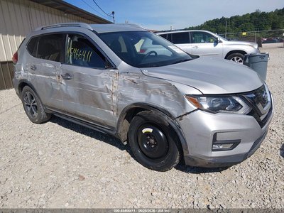 JN8AT2MT3HW****** 2017 Nissan Rogue