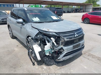 2025 Mitsubishi Outlander
