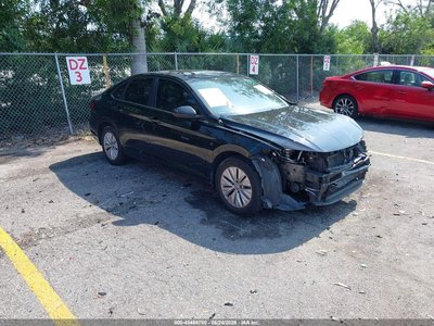 3VWC57BU8KM****** 2019 Volkswagen Jetta