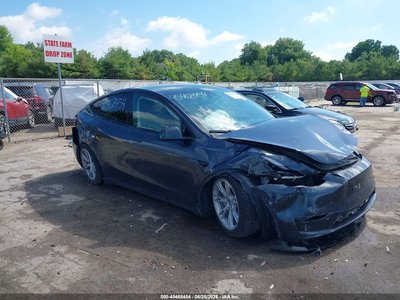 7SAYGDED4RF****** 2024 Tesla Model Y