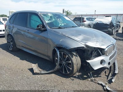 5UXKR6C58J0****** 2018 BMW X5