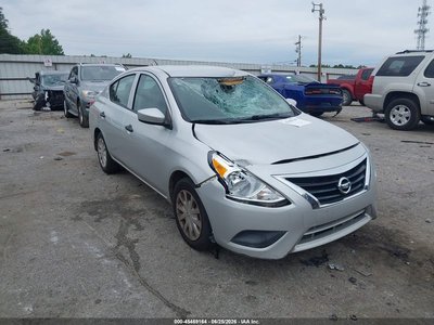 2017 Nissan Versa