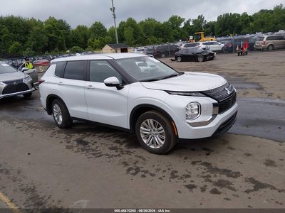 2024 Mitsubishi Outlander