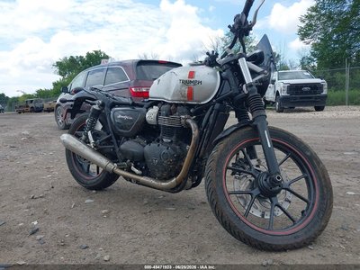 SMTD31GN1HT****** 2017 Triumph Street Twin