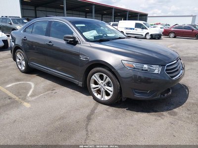 2016 Ford Taurus