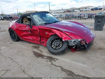 JM1NDAD78L0****** 2020 Mazda MX-5