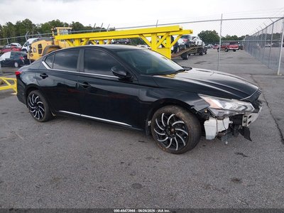 2020 Nissan Altima
