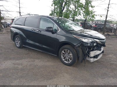 2023 Toyota Sienna