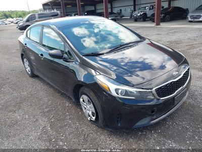 3KPFK4A7XHE****** 2017 Kia Forte