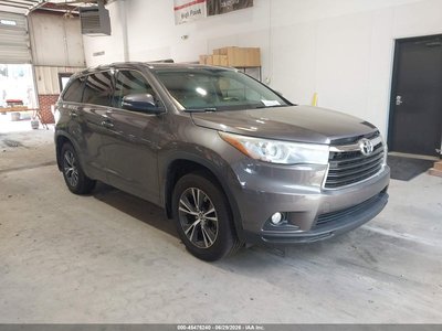 2016 Toyota Highlander