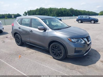 KNMAT2MT3HP****** 2017 Nissan Rogue
