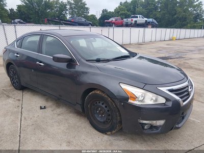 1N4AL3AP3DN****** 2013 Nissan Altima