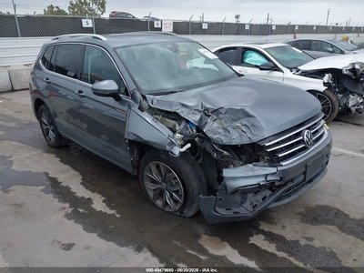 3VV2B7AX1NM****** 2022 Volkswagen Tiguan