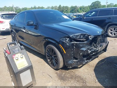 5UX33EX04R9****** 2024 BMW X6