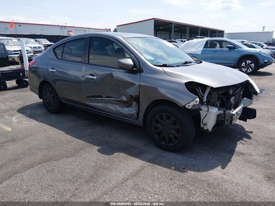 3N1CN7AP7HL****** 2017 Nissan Versa