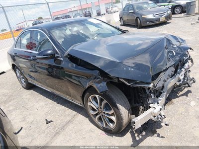55SWF4JBXHU****** 2017 Mercedes-Benz C-Class