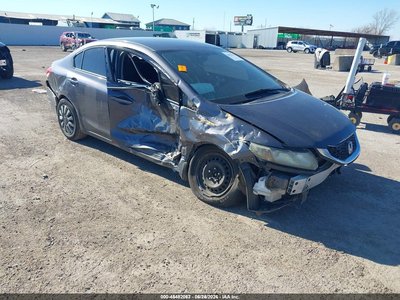 2HGFB2F59FH****** 2015 Honda Civic