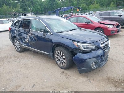 4S4BSATC6J3****** 2018 Subaru Outback