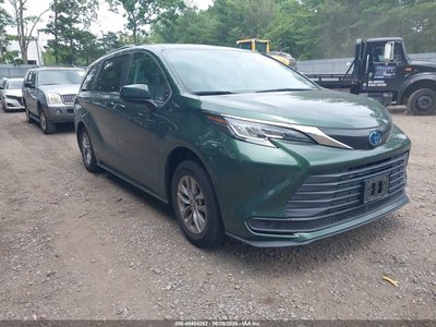 5TDKRKEC9NS****** 2022 Toyota Sienna Hybrid