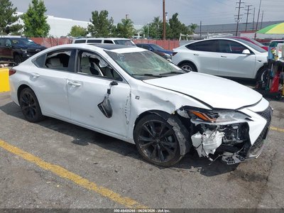 2021 Lexus ES