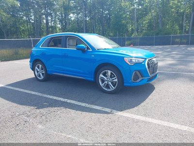 WA1DECF32L1****** 2020 Audi Q3