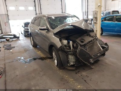 5XYPGDA59GG****** 2016 Kia Sorento