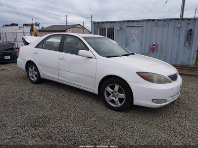 4T1BF32KX2U****** 2002 Toyota Camry
