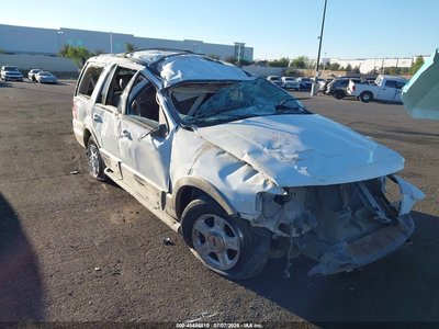 1FMRU17W74L****** 2004 Ford Expedition