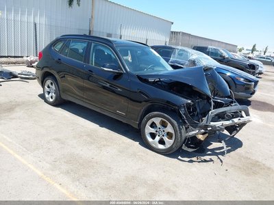 WBAVM1C58FV****** 2015 BMW X1