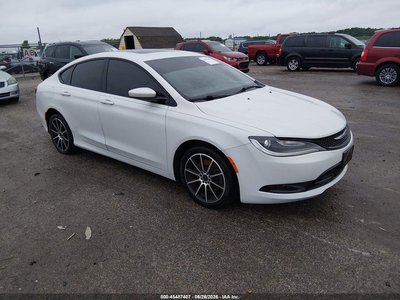 1C3CCCBG2FN****** 2015 Chrysler 200