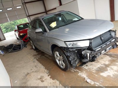 WA1ANAFY1J2****** 2018 Audi Q5
