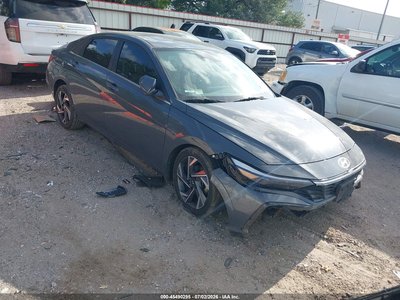 2024 Hyundai Elantra