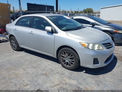 5YFBU4EE8DP****** 2013 Toyota Corolla