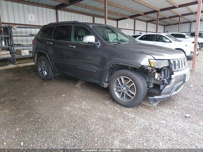 1C4RJEBG0HC****** 2017 Jeep Grand Cherokee