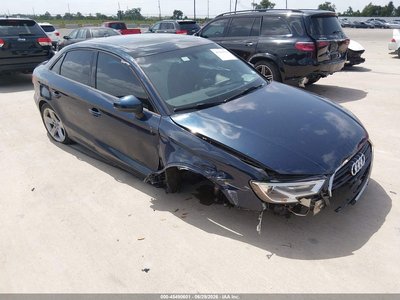 WAUAUGFF4J1****** 2018 Audi A3