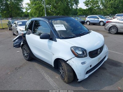 WMEFJ5DA6HK****** 2017 Smart Fortwo