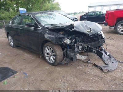 1C3CCCCB0GN****** 2016 Chrysler 200