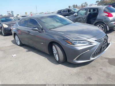 58AEA1C16SU****** 2025 Lexus ES
