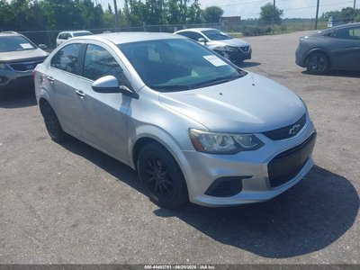 1G1JD5SHXH4****** 2017 Chevrolet Sonic