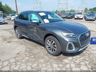 WA1EAAFY2R2****** 2024 Audi Q5