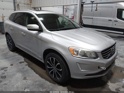 YV4902DZ8E2****** 2014 Volvo XC60