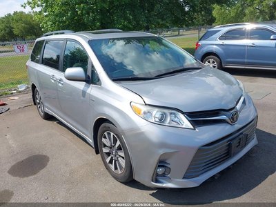 2018 Toyota Sienna