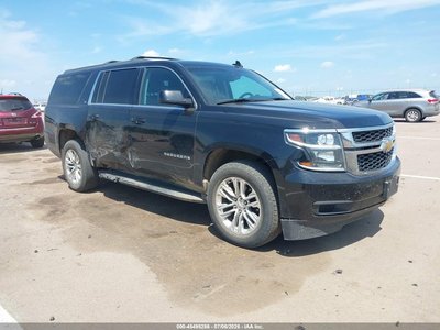 1GNSKHKC4JR****** 2018 Chevrolet Suburban