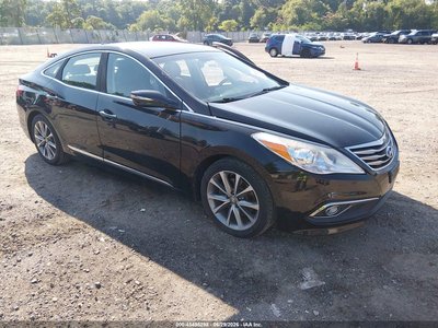 KMHFG4JG2HA****** 2017 Hyundai Azera