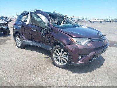 2T3DFREV7JW****** 2018 Toyota RAV4