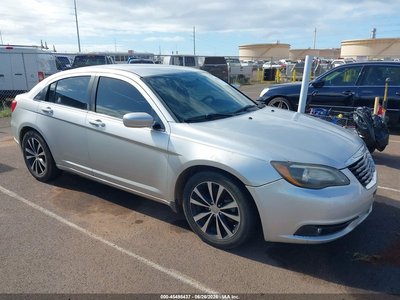 2012 Chrysler 200