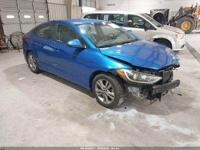KMHD84LF2HU****** 2017 Hyundai Elantra