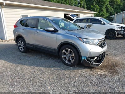 7FARW2H86JE****** 2018 Honda CR-V