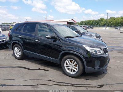 5XYKT3A66FG****** 2015 Kia Sorento