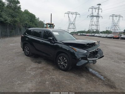2024 Toyota Highlander